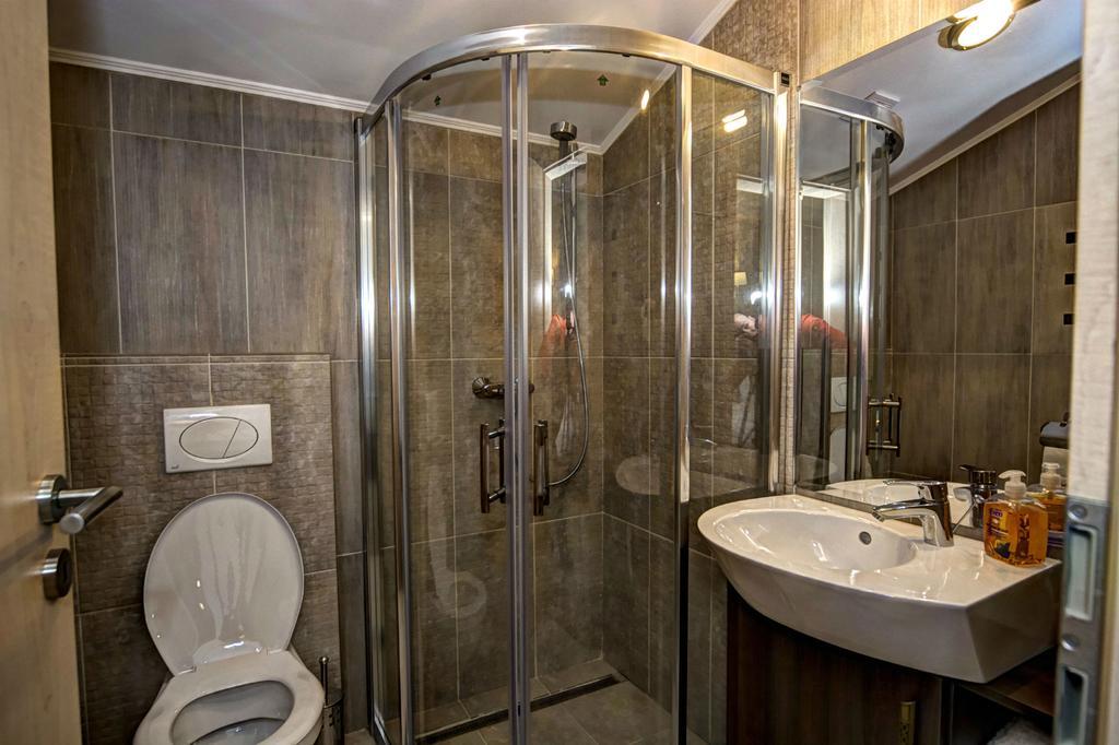 Pensiunea Poiana Viselor Poiana Mărului Habitación foto