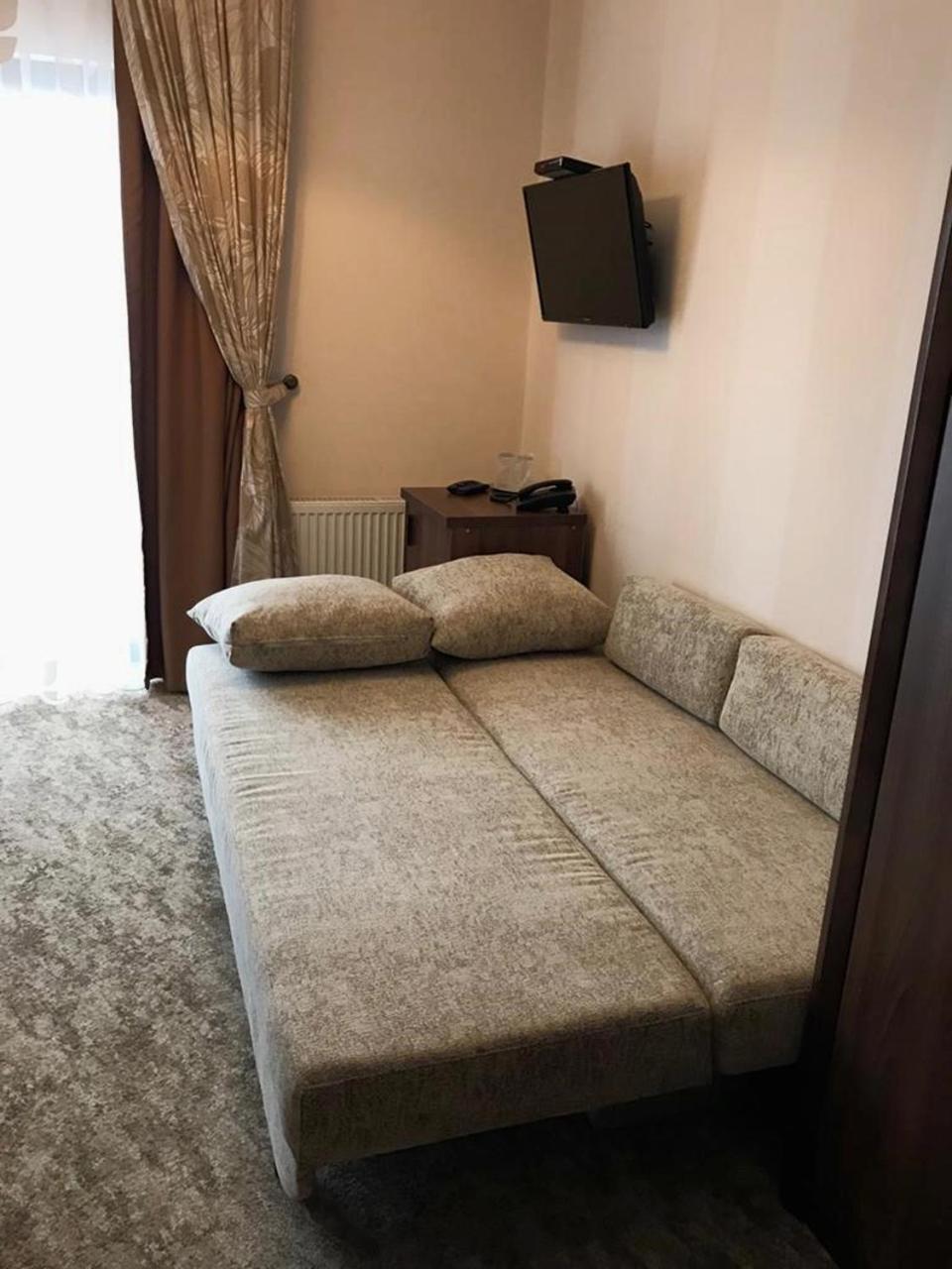 Pensiunea Poiana Viselor Poiana Mărului Exterior foto
